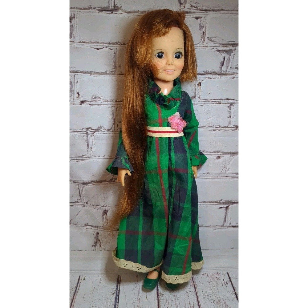 Beautiful‎ Crissy doll green dress 1972 long hair no box Look Around